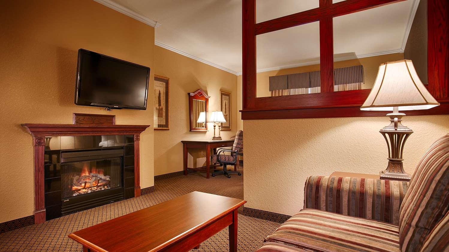 Best Western Premier Bridgewood Hotel Resort Neenah Exterior photo