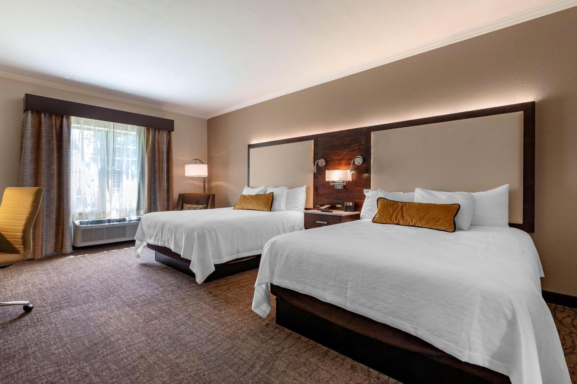 Best Western Premier Bridgewood Hotel Resort Neenah Exterior photo